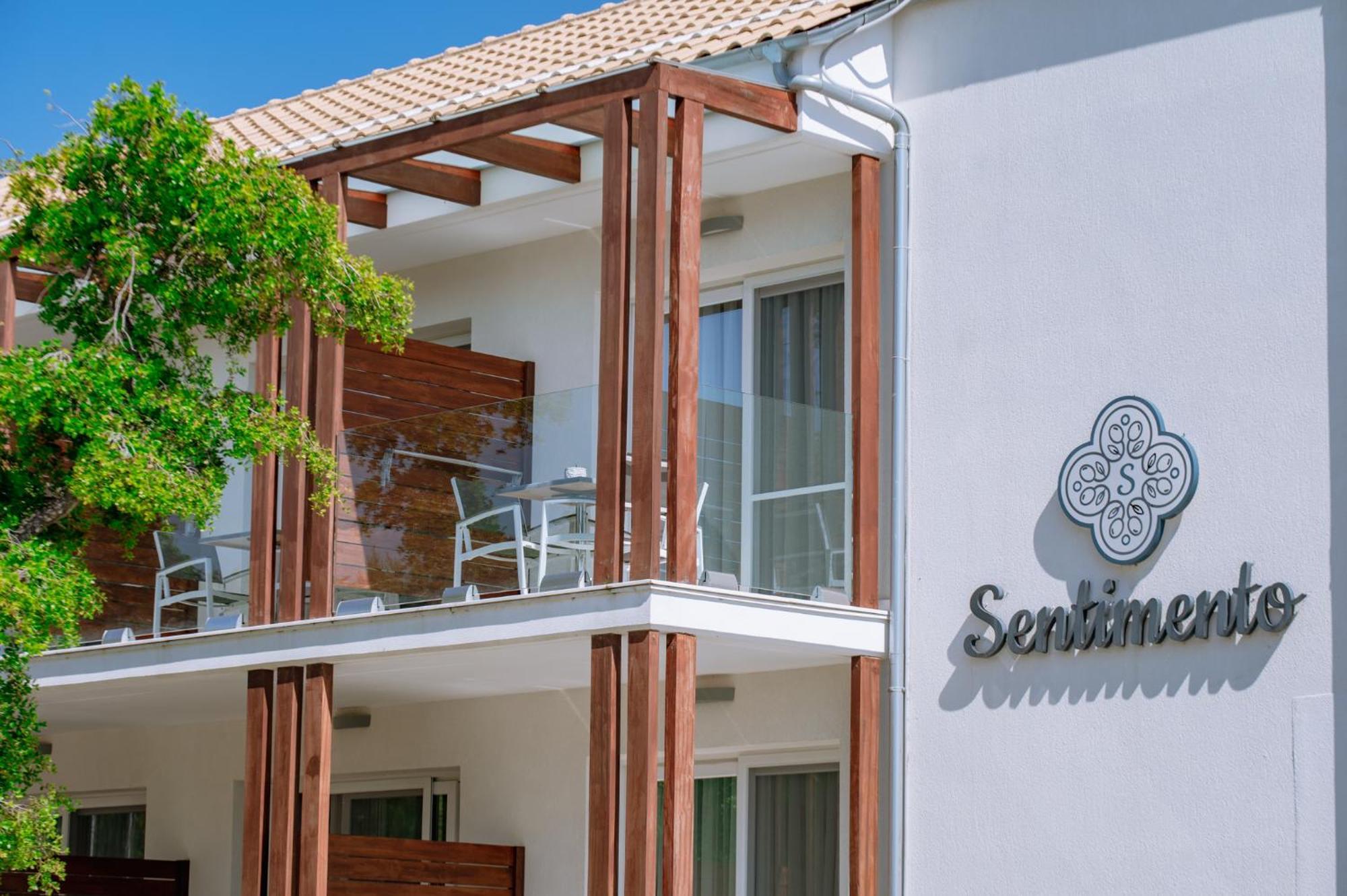 Aparthotel Sentimento Prínos Esterno foto